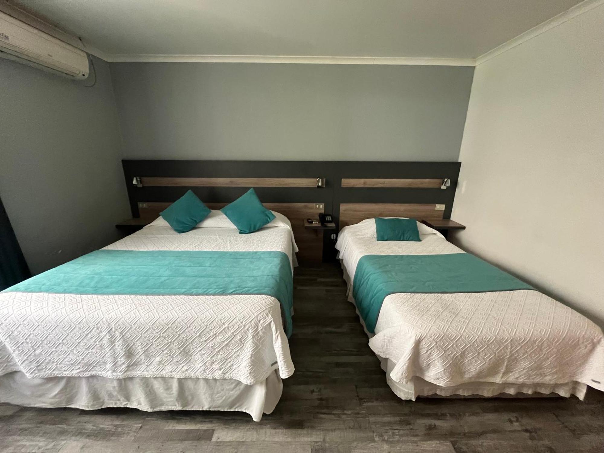 Hotel Real ลินาเรส ภายนอก รูปภาพ