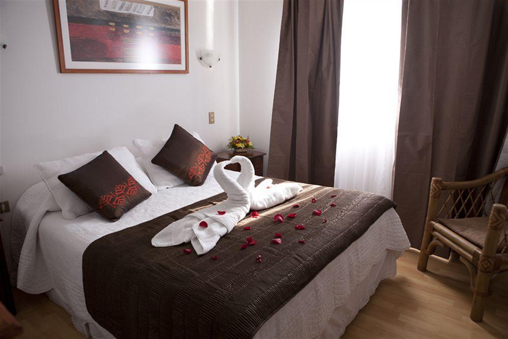 Hotel Real ลินาเรส ภายนอก รูปภาพ
